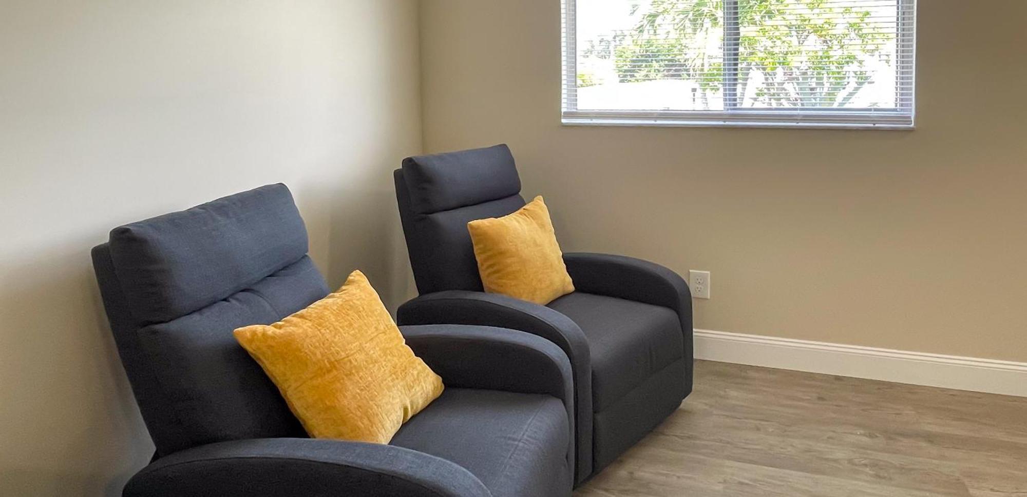 Lazy Cuckoo Inn - Sleek And Stylish Studio Apartments Fort Myers Beach Exterior foto
